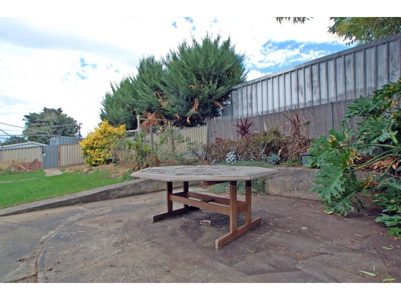 27 Braeside Avenue, Reynella East SA 5161