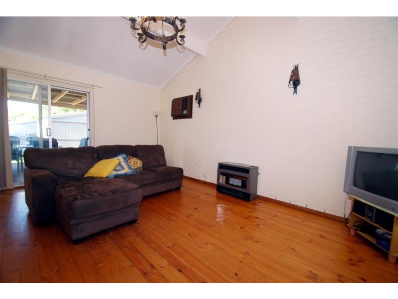 17 Radcliffe Grove, Christie Downs SA 5164