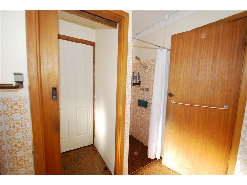 17 Radcliffe Grove, Christie Downs SA 5164