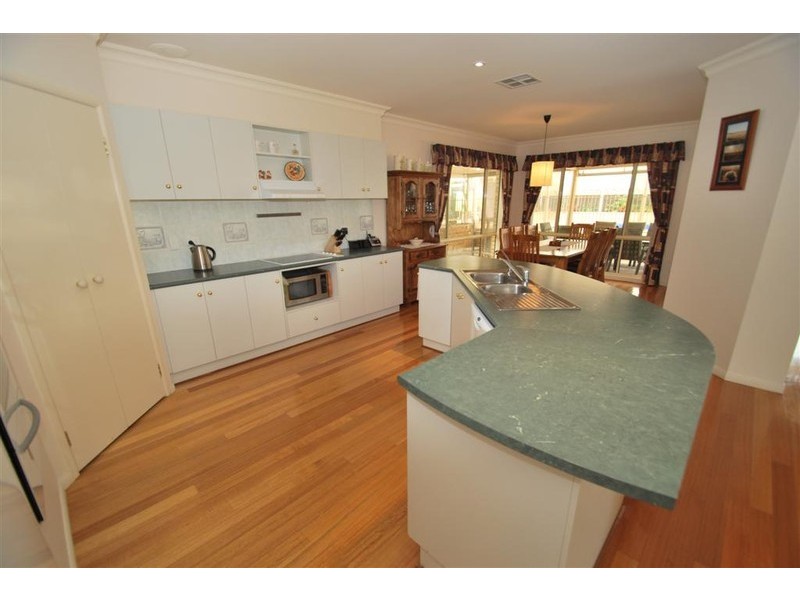 18 Jasmine Avenue, Maslin Beach SA 5170