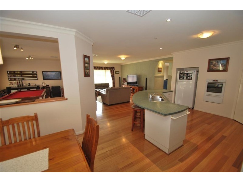 18 Jasmine Avenue, Maslin Beach SA 5170