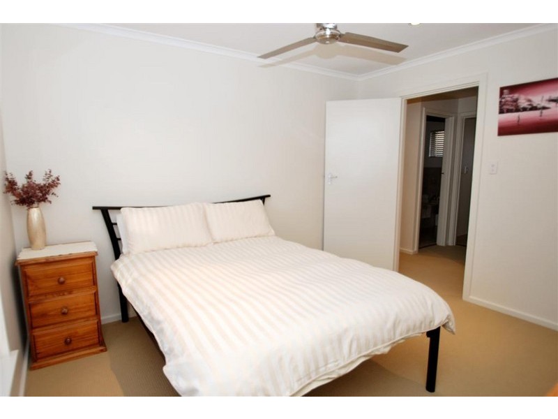 19 Manunda Way, Hallett Cove SA 5158