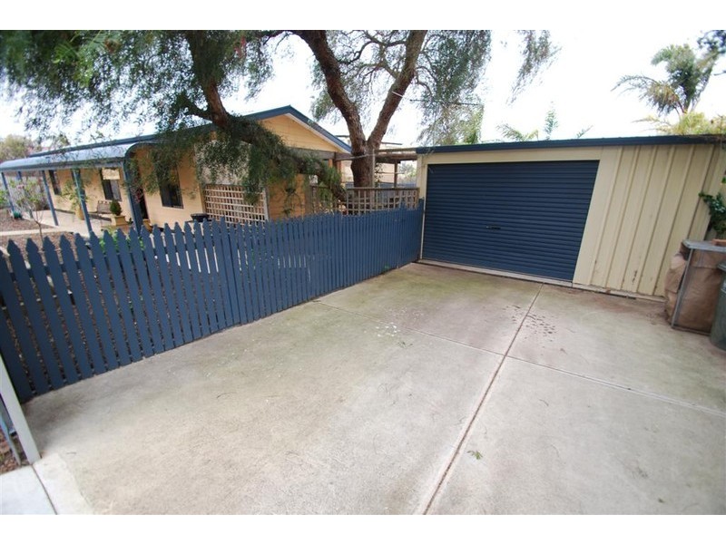 387 Commercial Road, Moana SA 5169