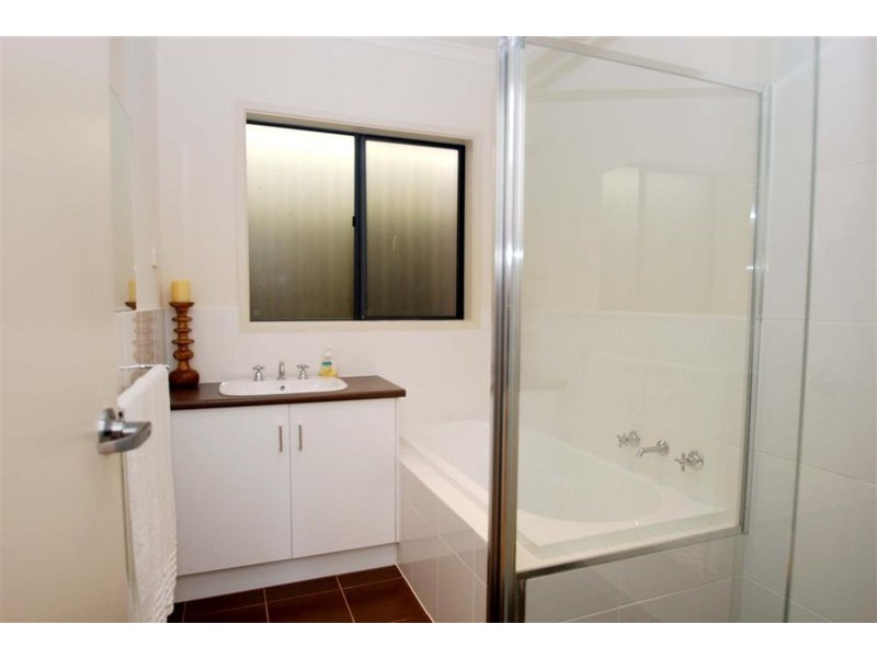 43 Woodswallow Drive, Happy Valley SA 5159