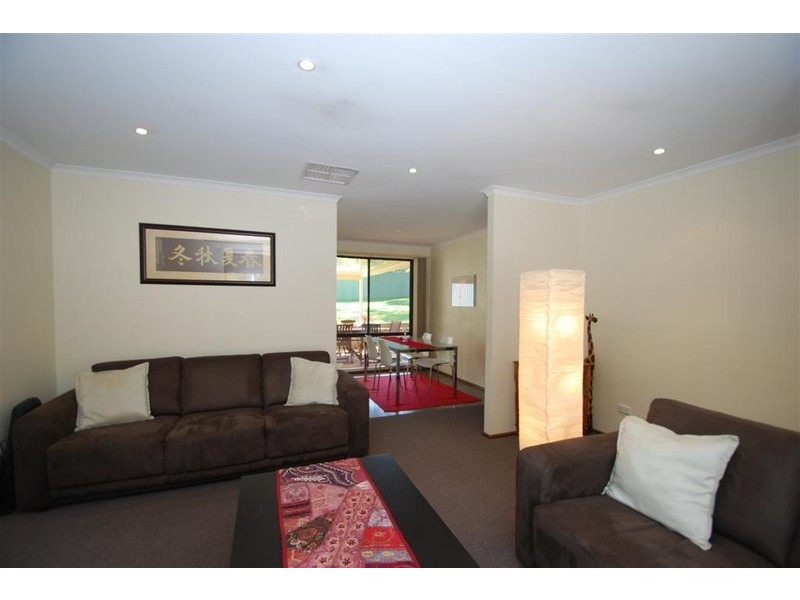 89 Windebanks Road, Aberfoyle Park SA 5159