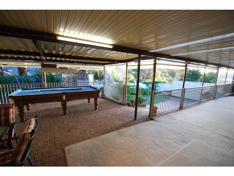 18 Fraser Avenue, Happy Valley SA 5159