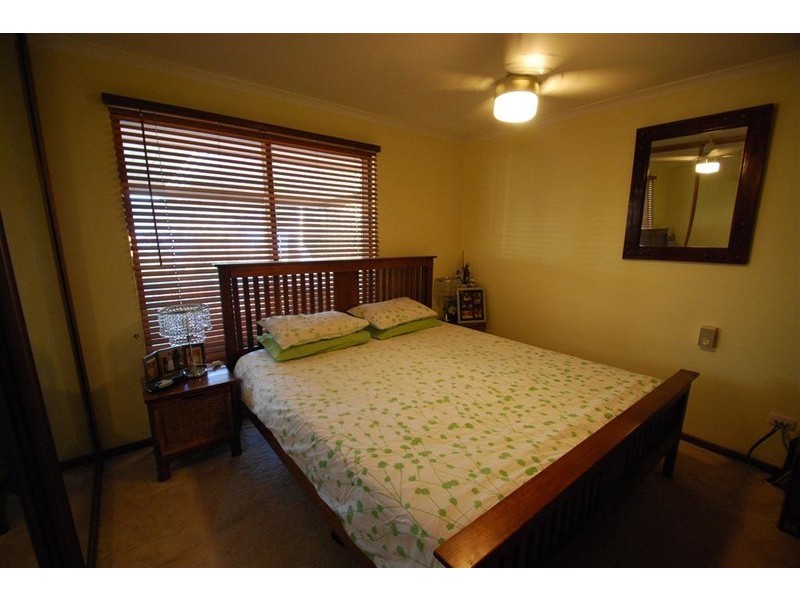 18 Fraser Avenue, Happy Valley SA 5159