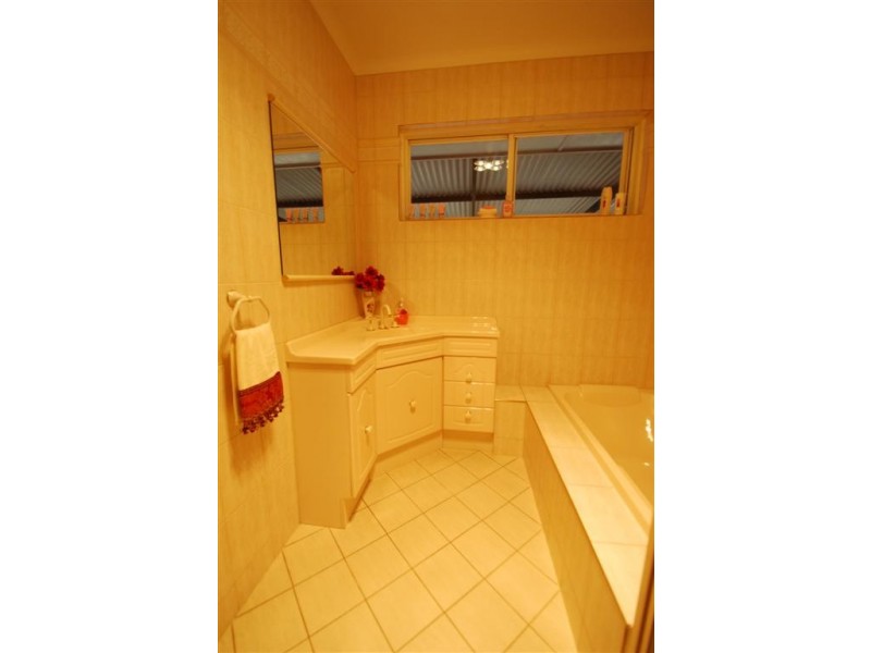 9 Angel Avenue, Seaford SA 5169