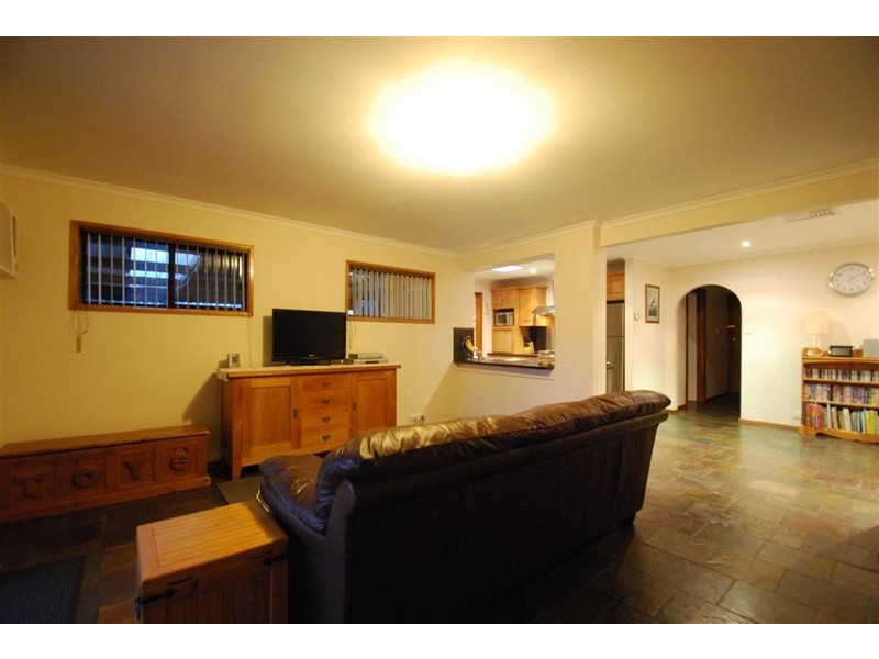 3 Allman Avenue, Woodcroft SA 5162