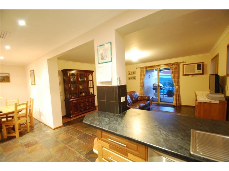 3 Allman Avenue, Woodcroft SA 5162