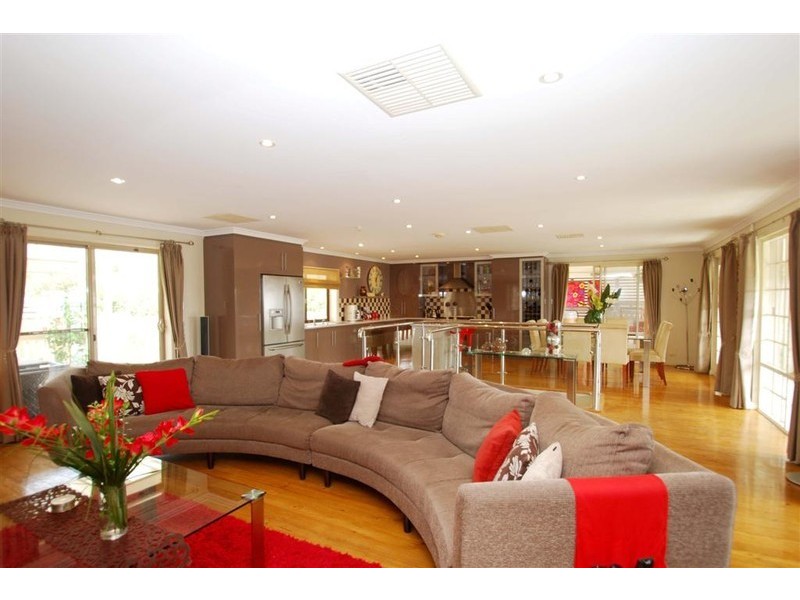 6 Tornado Avenue, Hallett Cove SA 5158