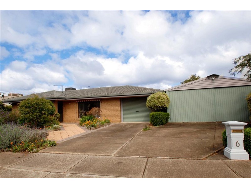 6 Stirling Drive, Morphett Vale SA 5162