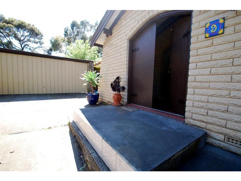 9 Monterey Court, Happy Valley SA 5159
