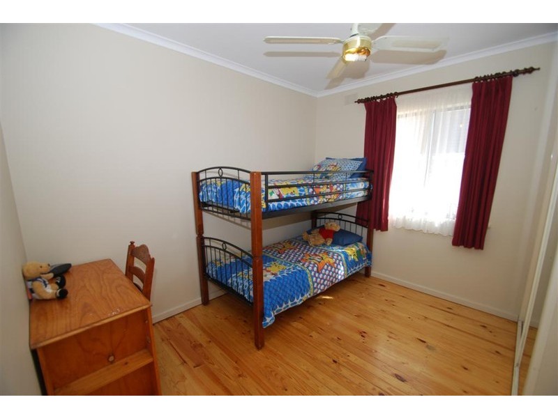 5 James Road, Happy Valley SA 5159