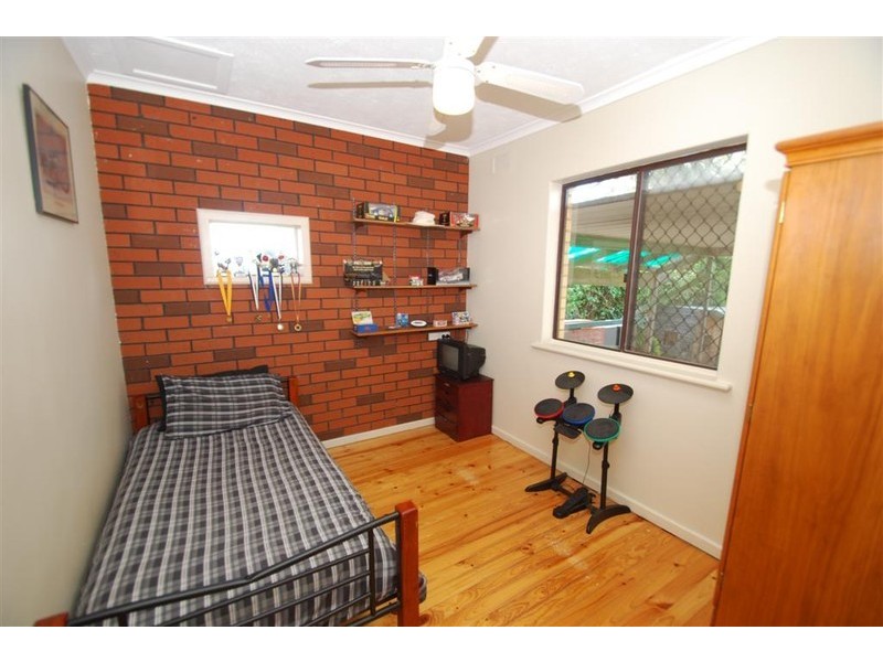 5 James Road, Happy Valley SA 5159
