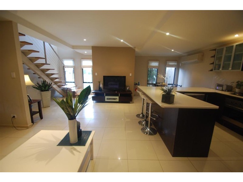 13 Torrens St, Happy Valley SA 5159