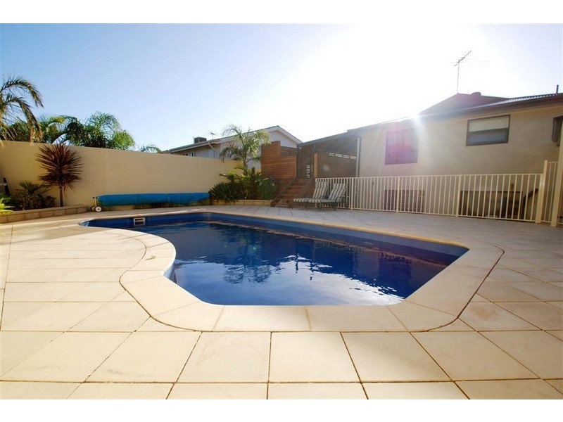4 Tornado Avenue, Hallett Cove SA 5158