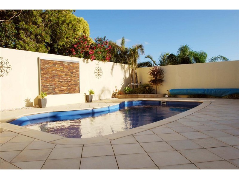 4 Tornado Avenue, Hallett Cove SA 5158