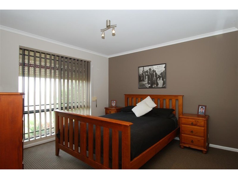 4 Blacksmith Crescent, Sheidow Park SA 5158