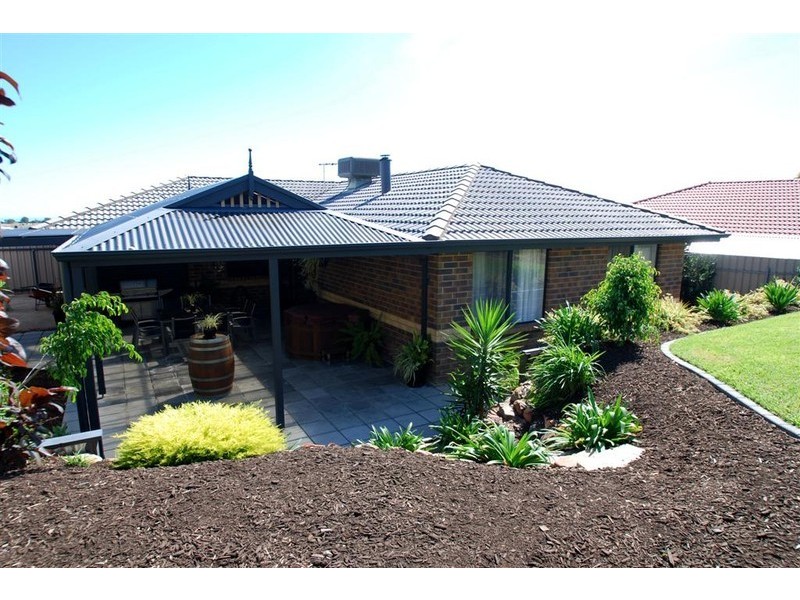 4 Blacksmith Crescent, Sheidow Park SA 5158
