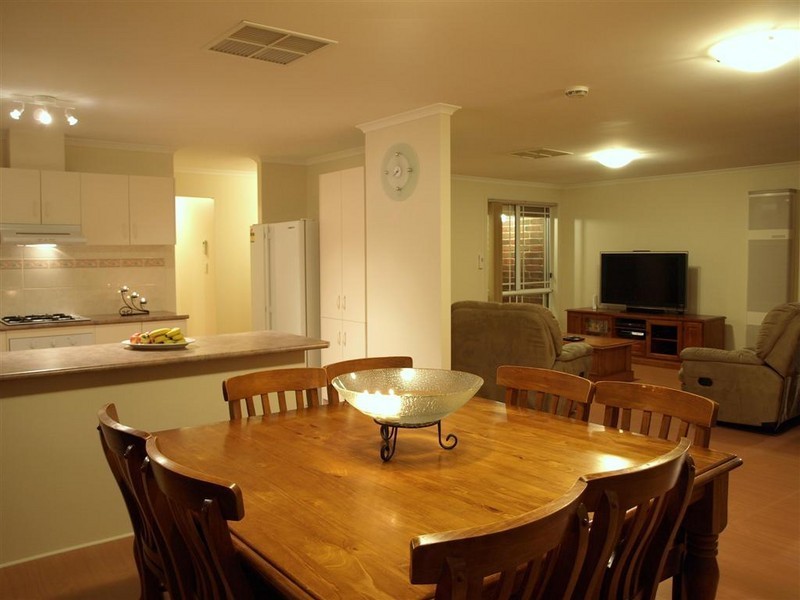 5 Redwood Close, Noarlunga Downs SA 5168