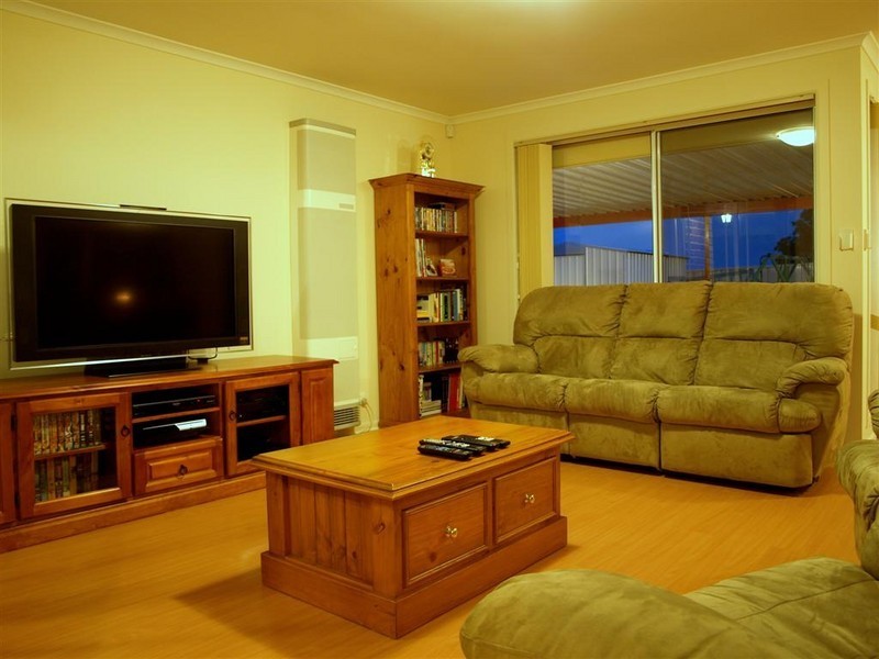 5 Redwood Close, Noarlunga Downs SA 5168