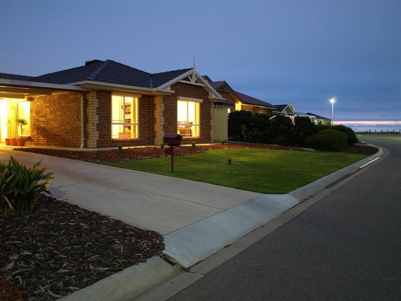 5 Redwood Close, Noarlunga Downs SA 5168
