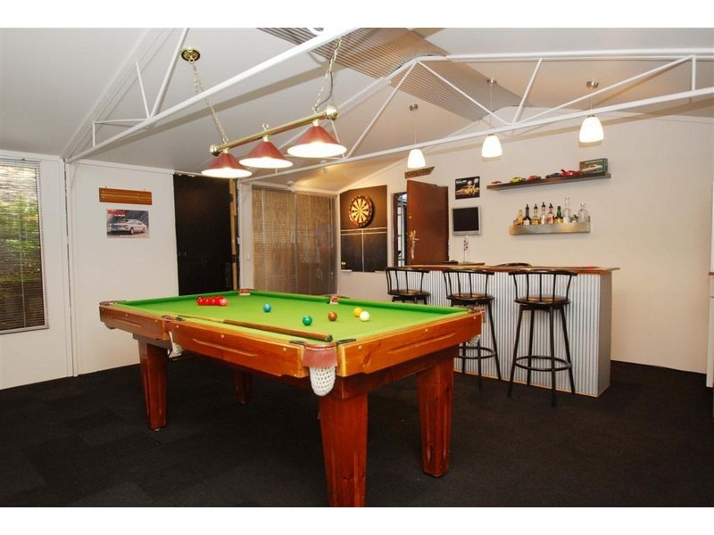 28 Rogana Crescent, Hallett Cove SA 5158