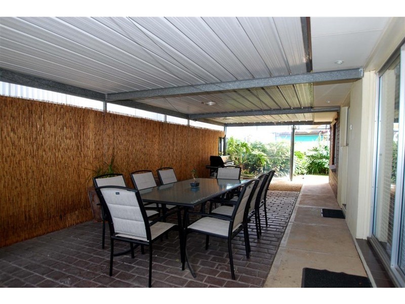 28 Rogana Crescent, Hallett Cove SA 5158