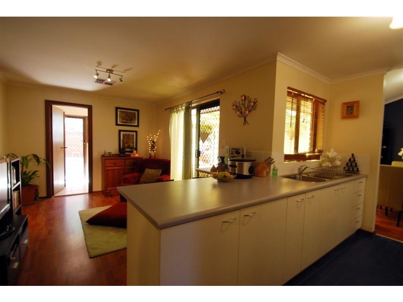 5 Seaview Court, Morphett Vale SA 5162