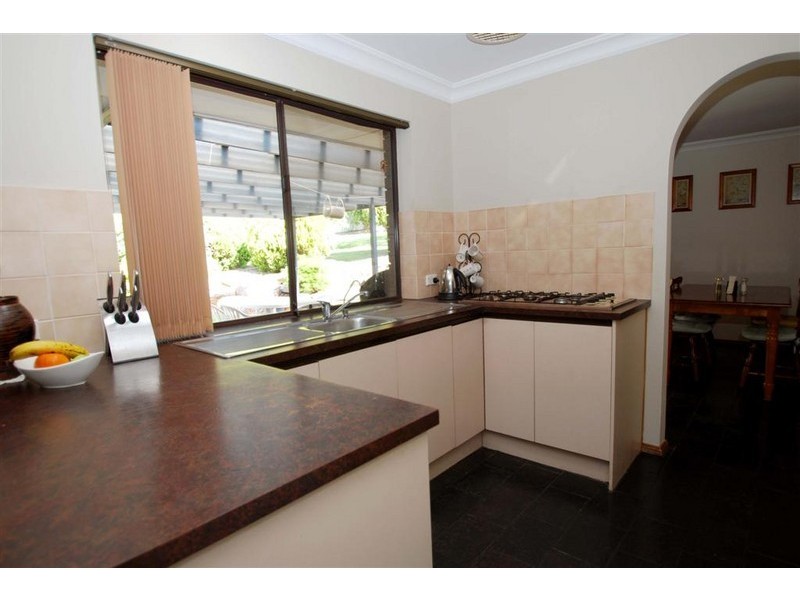 21 Woodswallow Drive, Happy Valley SA 5159