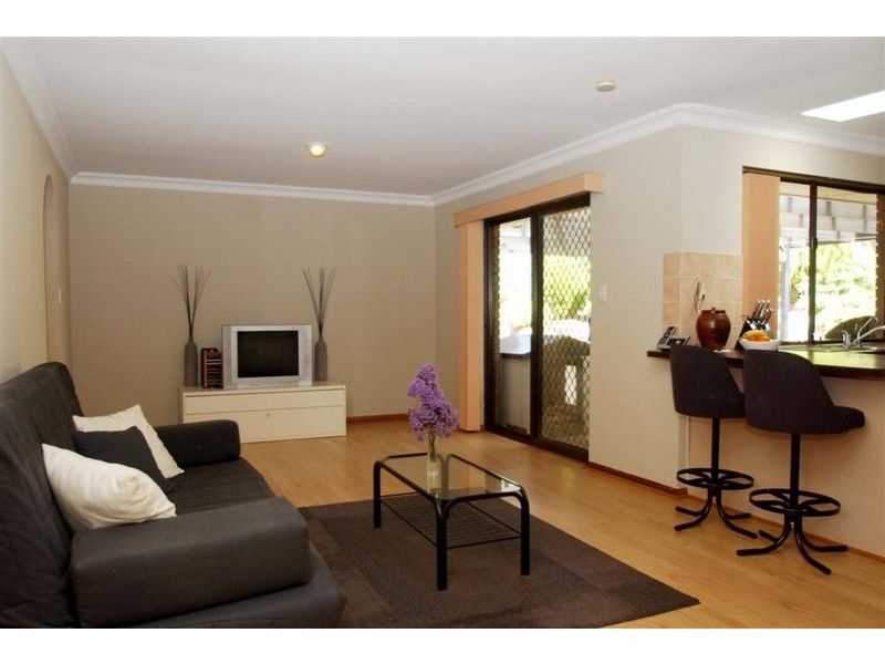 21 Woodswallow Drive, Happy Valley SA 5159