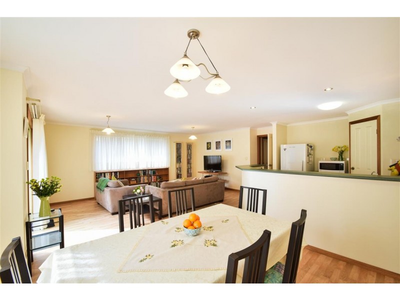 43 Jimmy Watson Drive, Woodcroft SA 5162