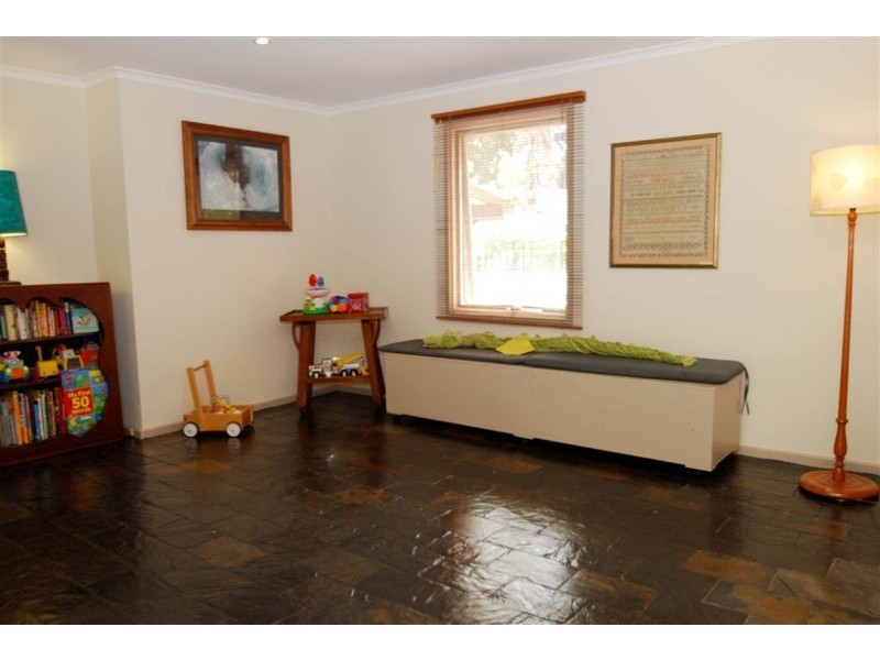 7 Pennant Street, Aberfoyle Park SA 5159