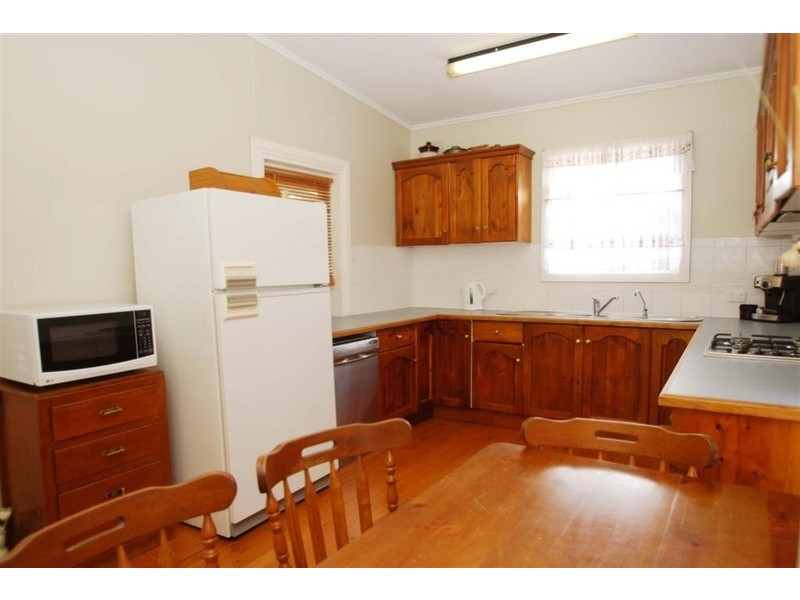 28 Wyong Road, O’sullivan Beach SA 5166