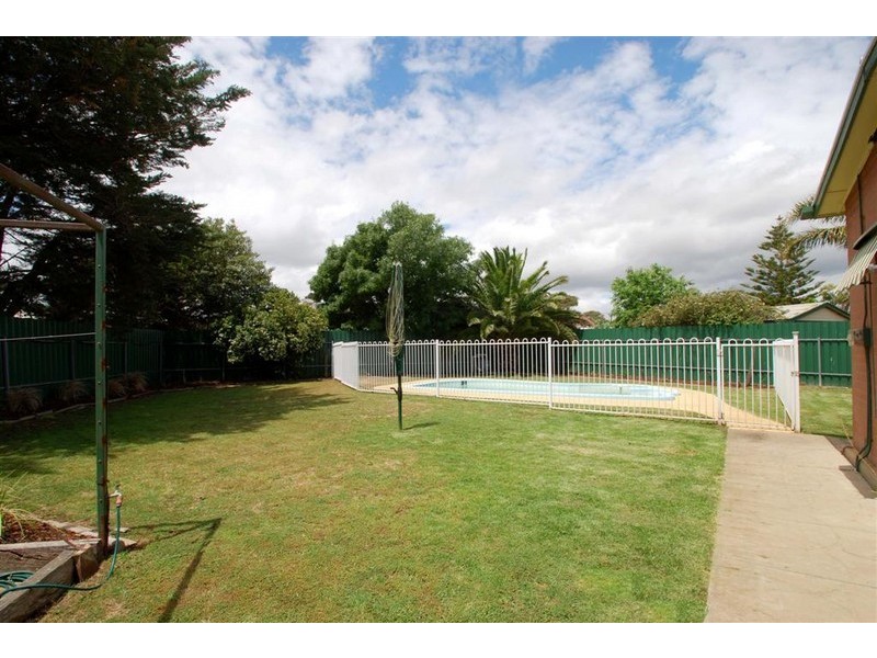 28 Wyong Road, O’sullivan Beach SA 5166