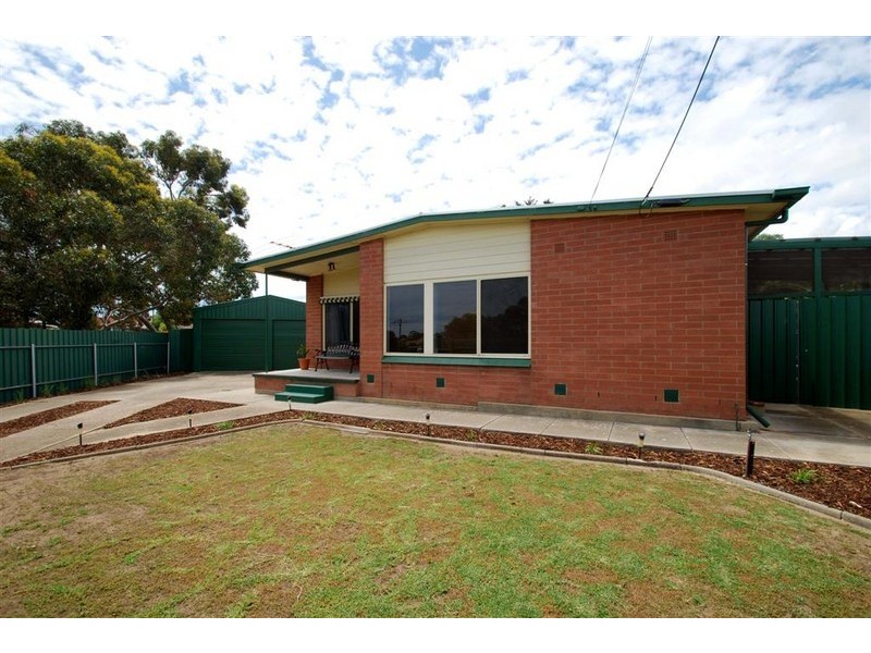 28 Wyong Road, O’sullivan Beach SA 5166