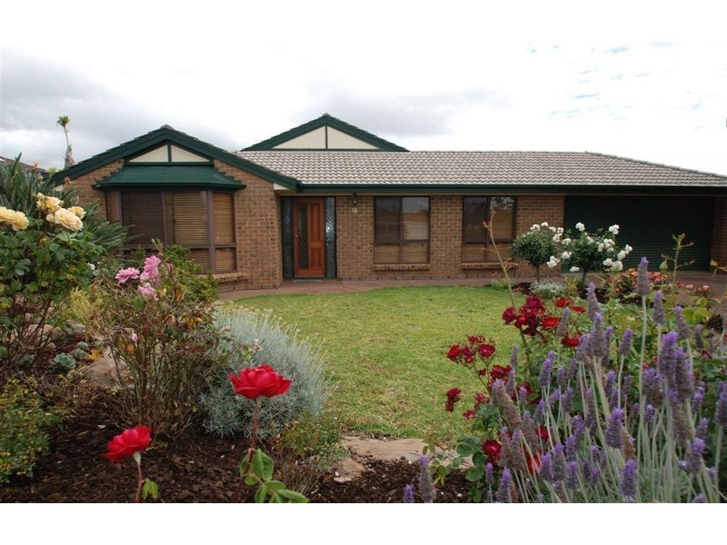 10 Pinehurst Grove, Morphett Vale SA 5162