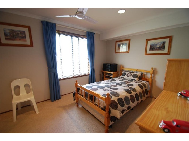 10 Pinehurst Grove, Morphett Vale SA 5162