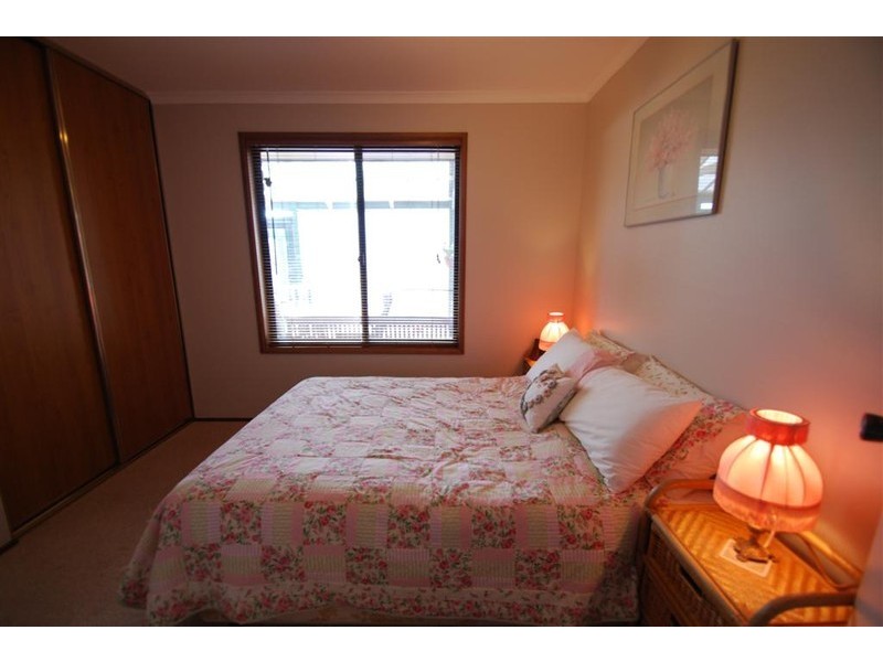 10 Pinehurst Grove, Morphett Vale SA 5162