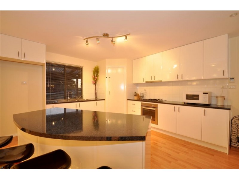 10a Olivier Crescent, Morphett Vale SA 5162