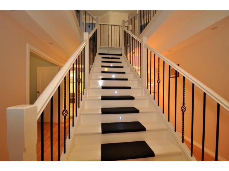 10a Olivier Crescent, Morphett Vale SA 5162