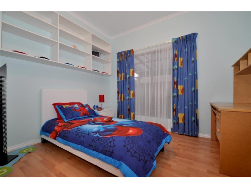 10a Olivier Crescent, Morphett Vale SA 5162