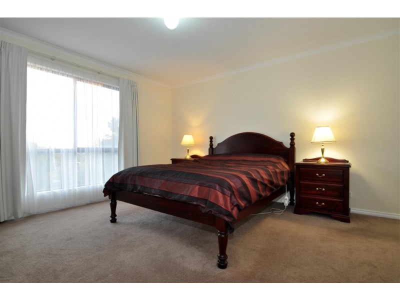 10a Olivier Crescent, Morphett Vale SA 5162