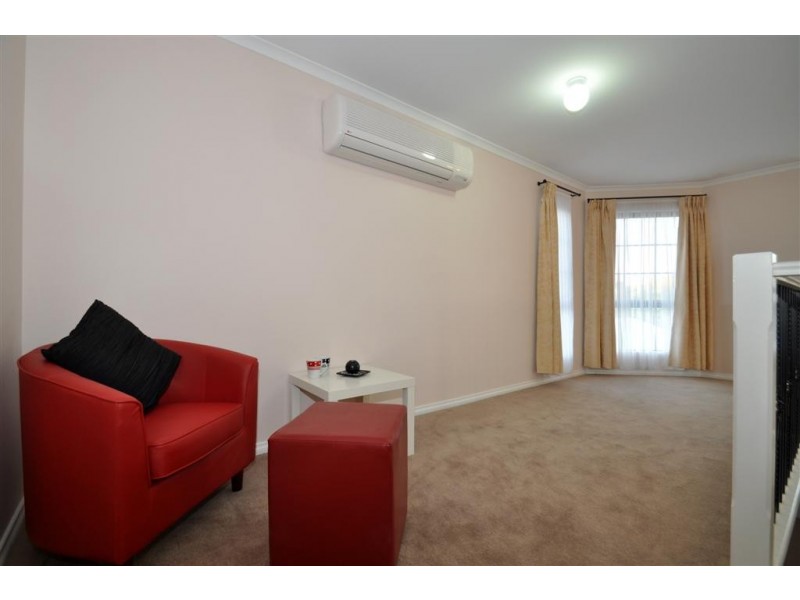 10a Olivier Crescent, Morphett Vale SA 5162