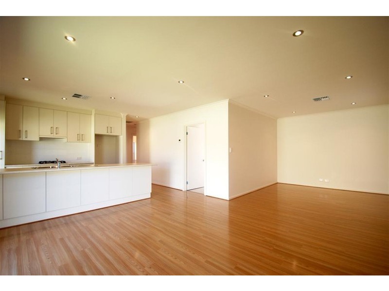 6 Sutton Avenue, Seacombe Gardens SA 5047