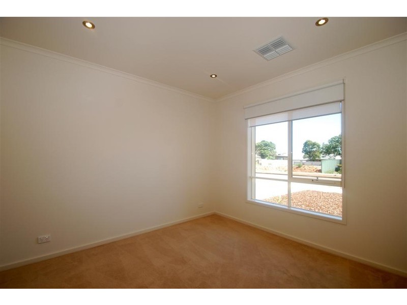 6 Sutton Avenue, Seacombe Gardens SA 5047