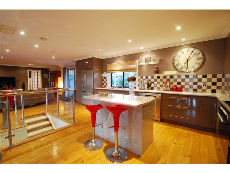 6 Tornado Avenue, Hallett Cove SA 5158