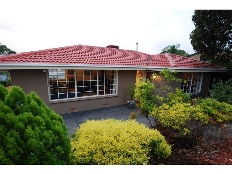 3 Tennesse Drive, Happy Valley SA 5159