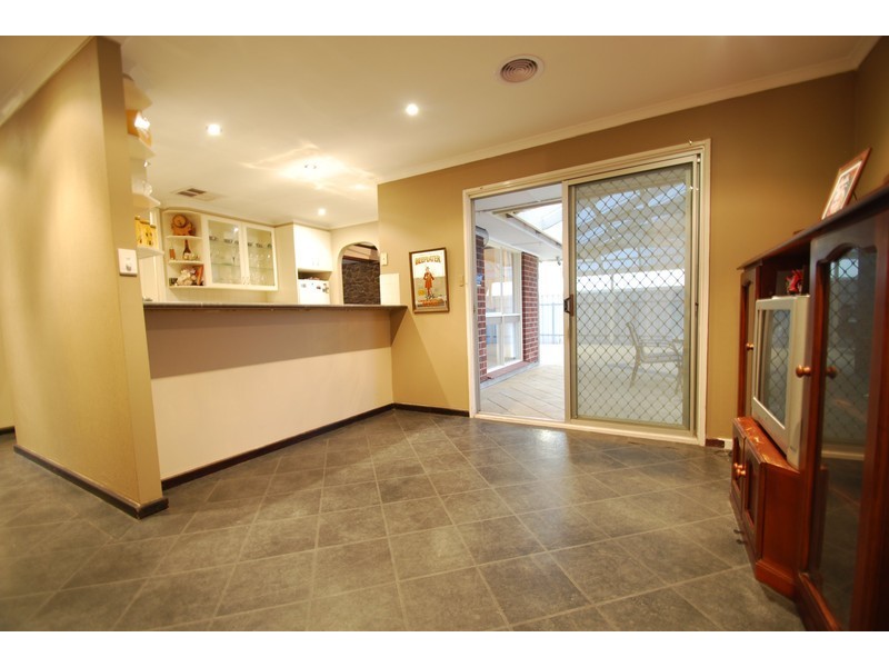 3 Tennesse Drive, Happy Valley SA 5159